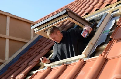 Pose de fenêtres de toit Velux à Censeau